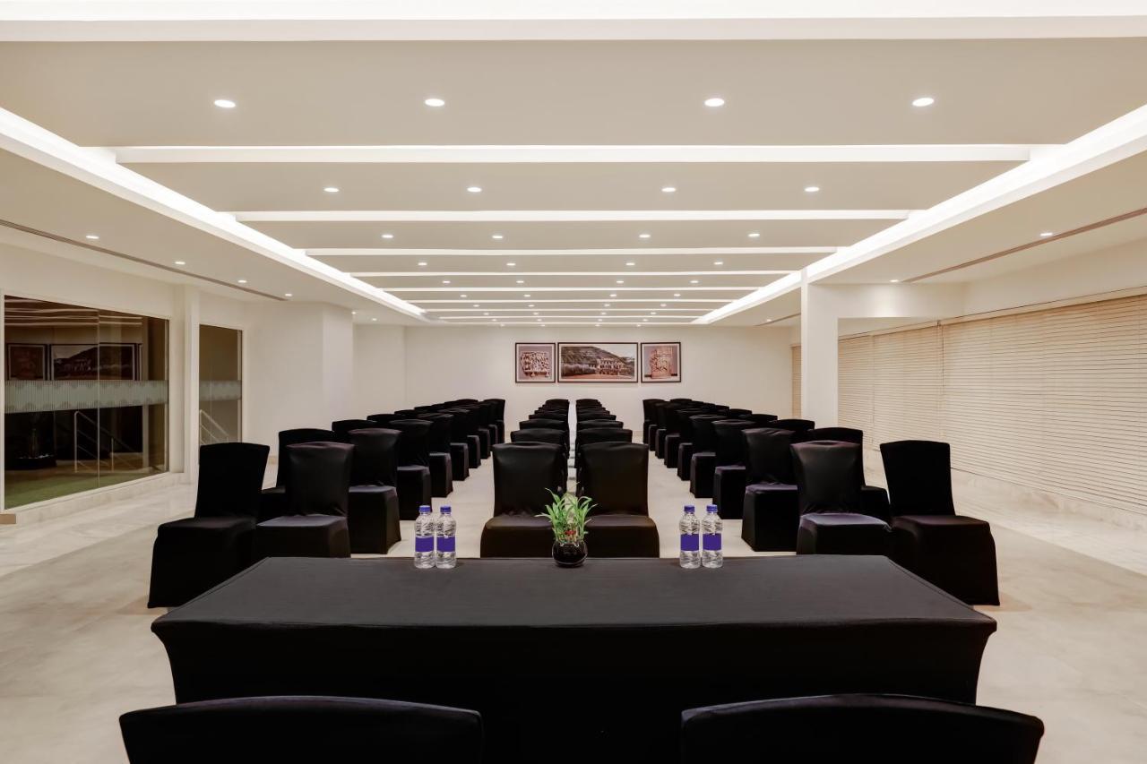 Hotel Lemon Tree Premier, Vijayawāda Zewnętrze zdjęcie